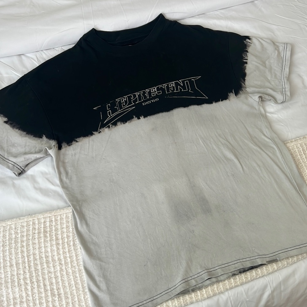 Represent Graphic Tee